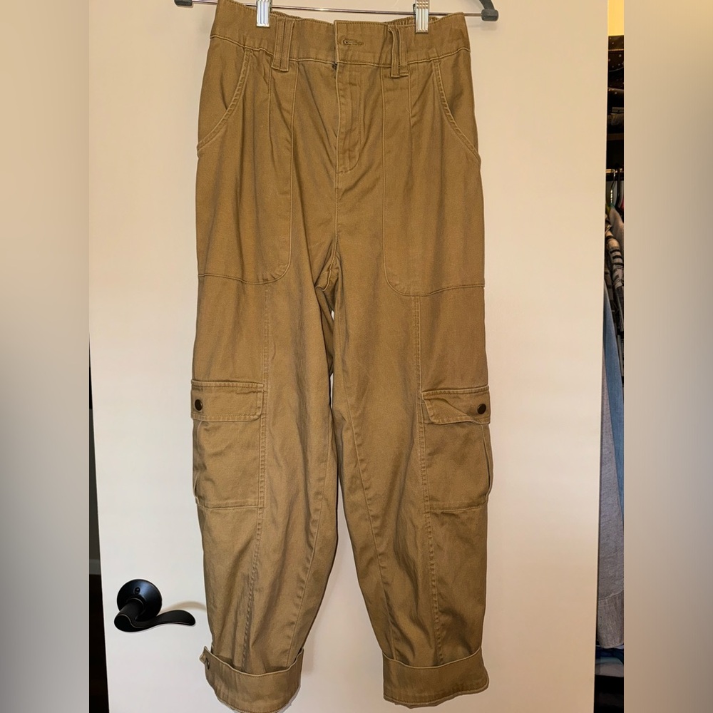 Knox Rose Khaki Oversized Cargo Pants new without tags size small
